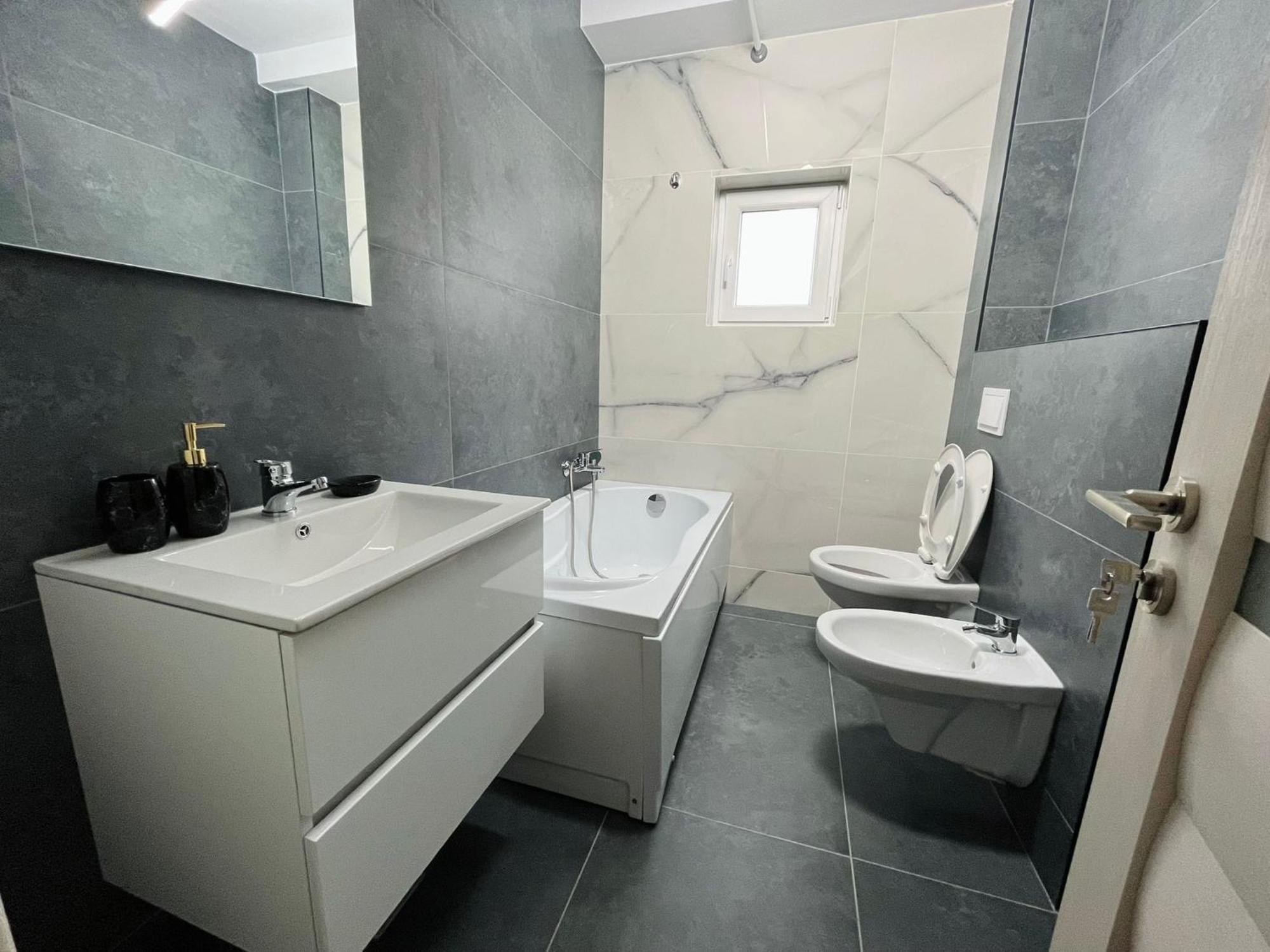 Superb Apartment 35 Voucere Vacanta Zero74Unu236Optsute 이아시 외부 사진